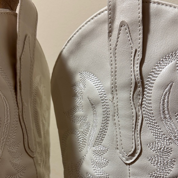 Altar'd State White Cowboy Cowgirl Western Heeled Boots - Picture 5 of 8